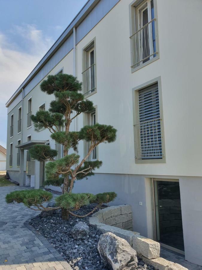 Wohnstation Apartamento Subingen Exterior foto